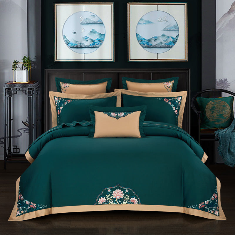 4-piece embroidered bedding set